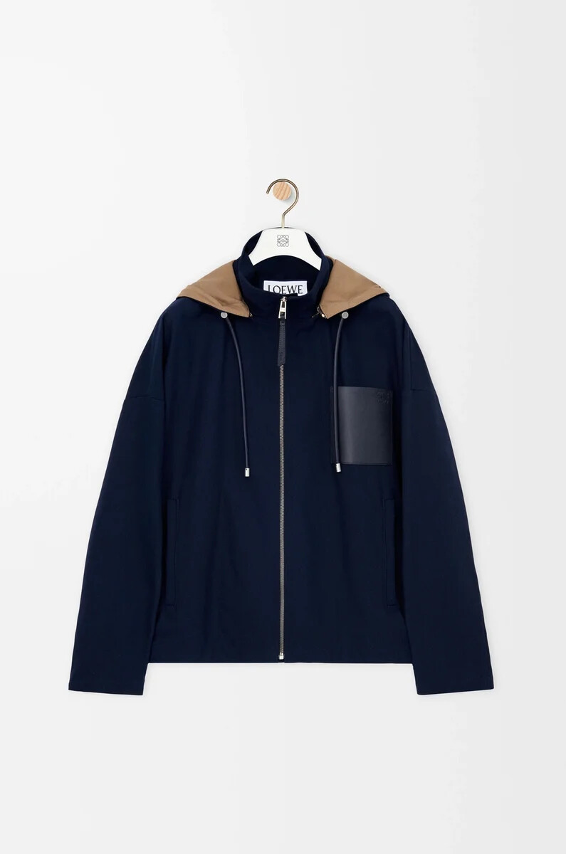 chaqueta con capucha de algodón azul marinobeige