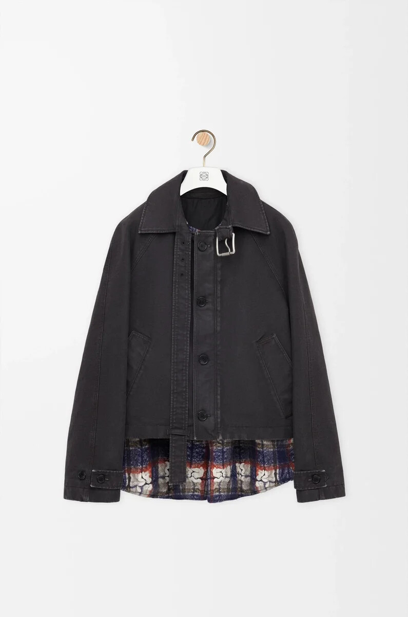 chaqueta con cinturón de algodón antracita