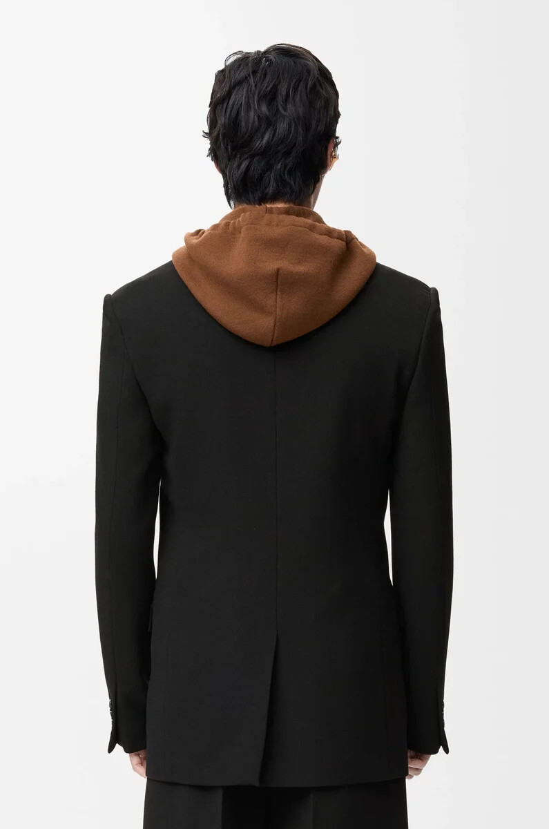 chaqueta cruzada de lana negra