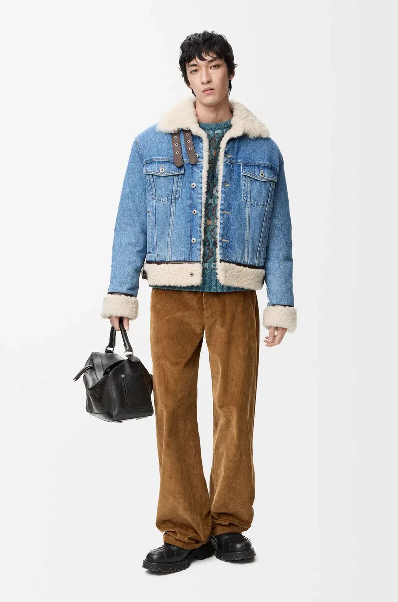chaqueta de camionero en denim y borrego azul denim