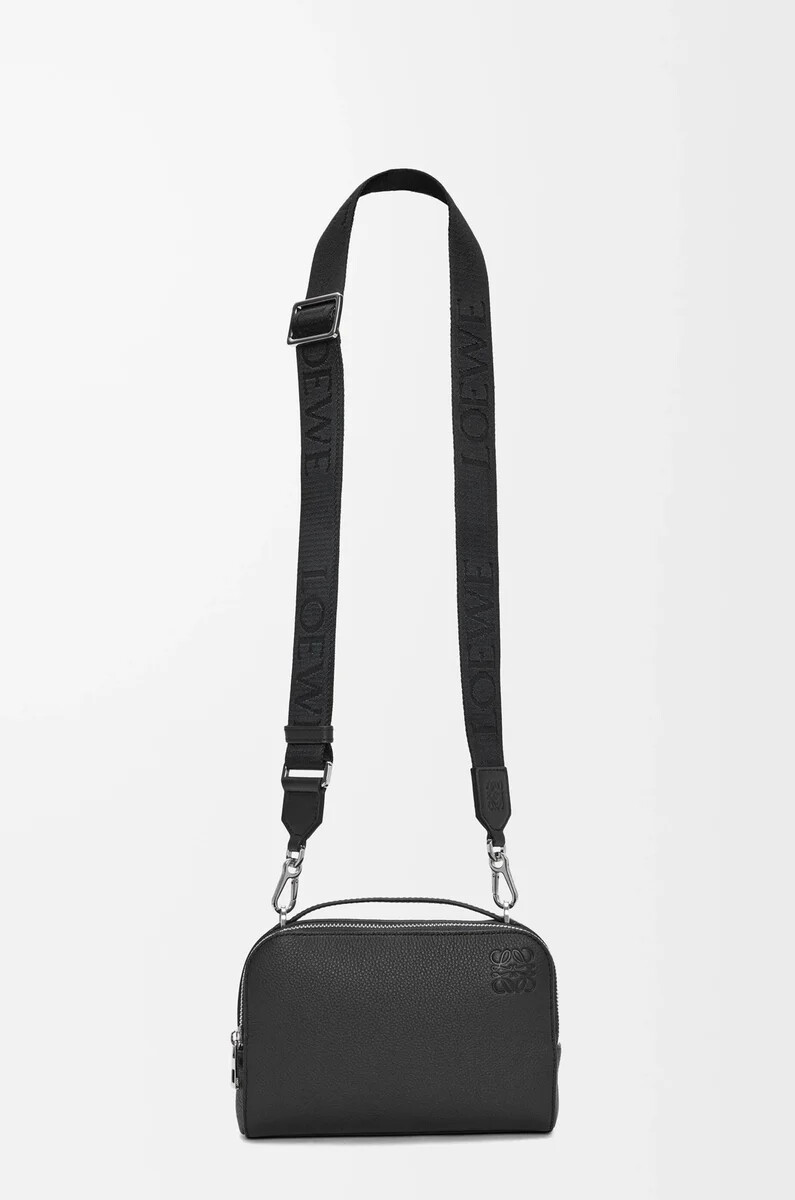 mini bolso bandolera para cámara en piel de becerro granulada suave negro