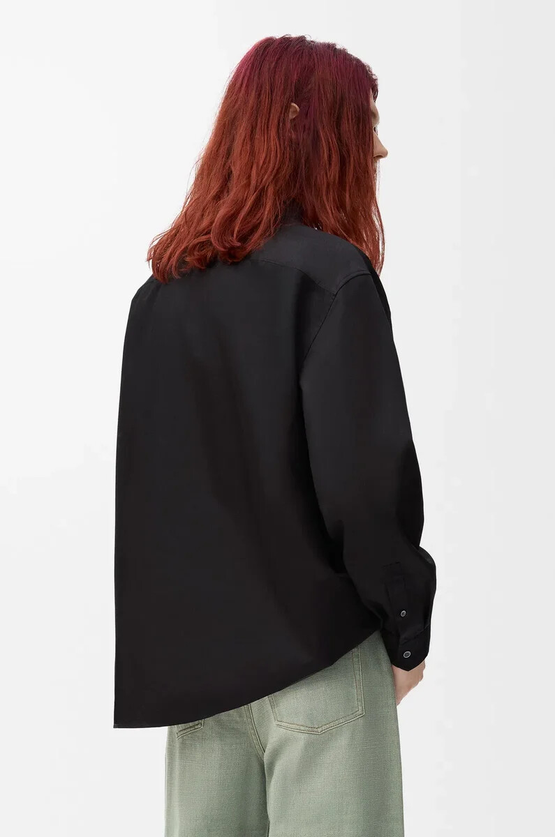 camisa anagrama en algodón negro