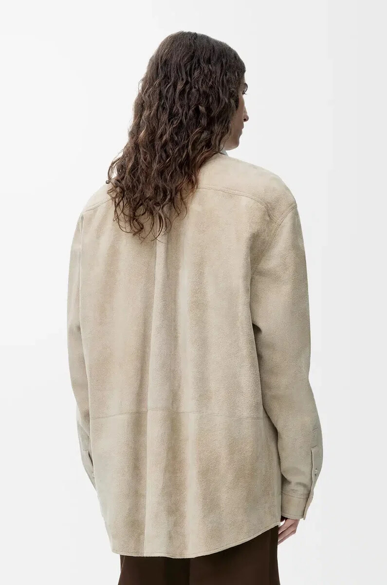 sobrecamisa de ante de cordero blanca