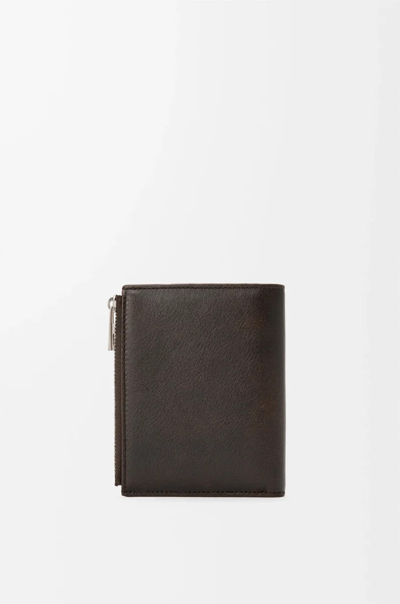 cartera compacta y fina panta en piel de becerro brillante vintage brown