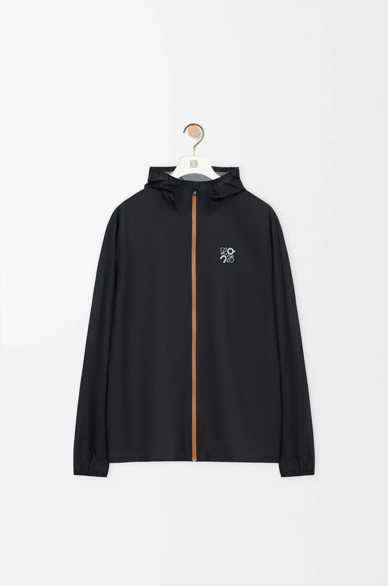 chaqueta ultra en tejido técnico negro