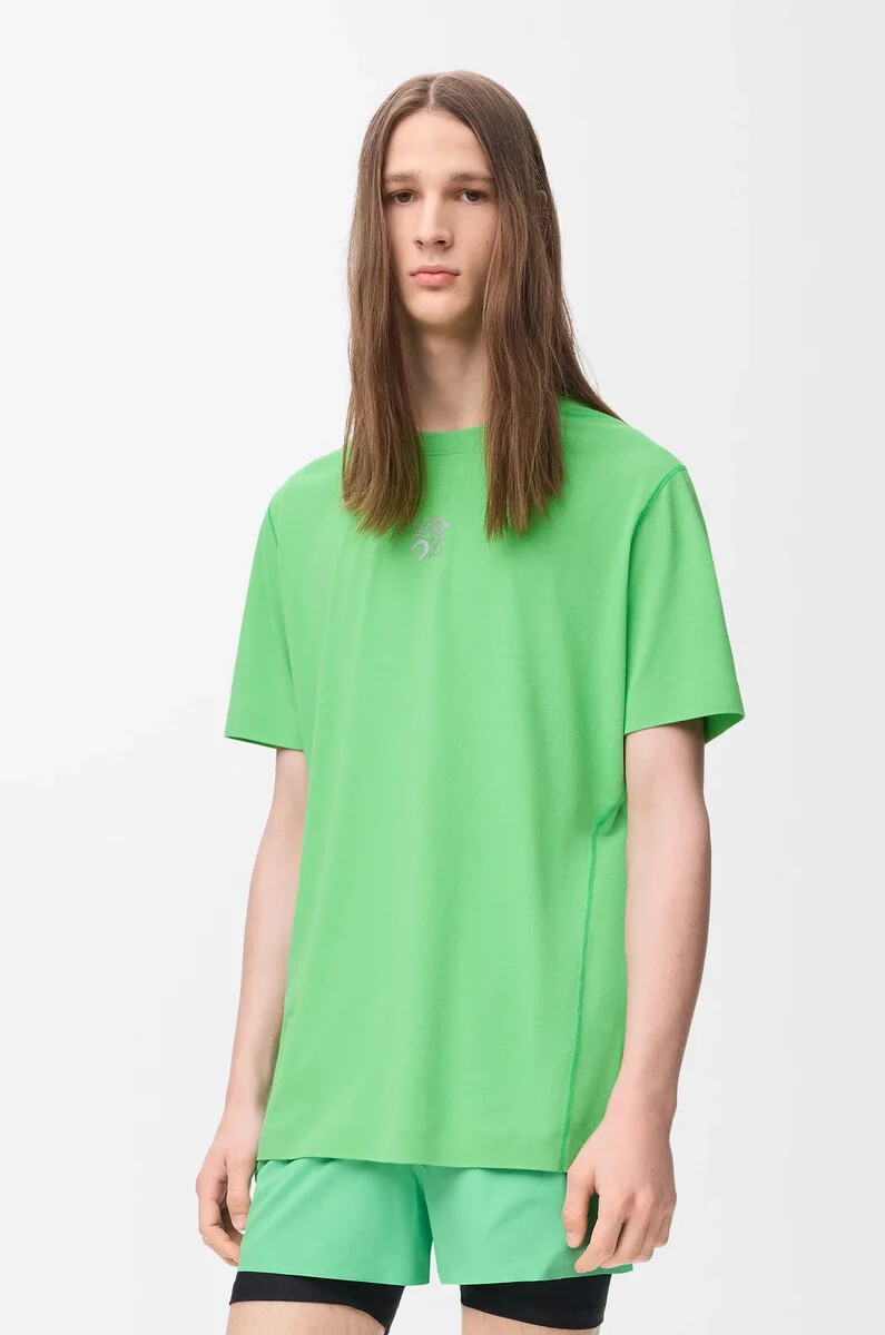 camiseta deportiva de jersey técnico verde