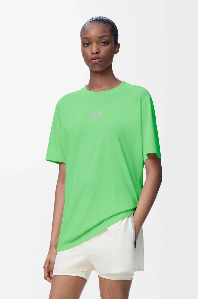 camiseta deportiva de jersey técnico verde