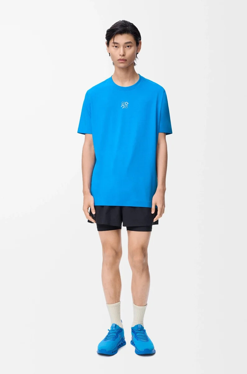 camiseta deportiva de punto técnico azul