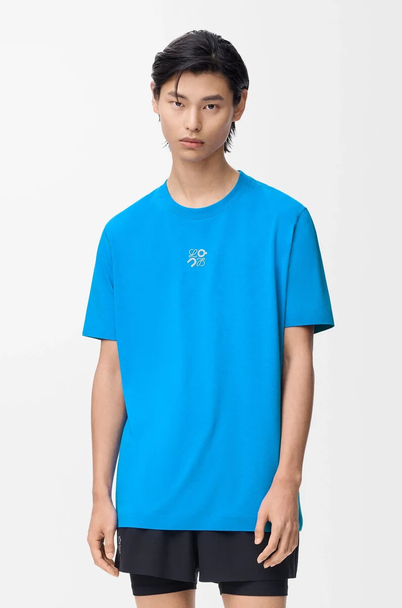 camiseta deportiva de punto técnico azul