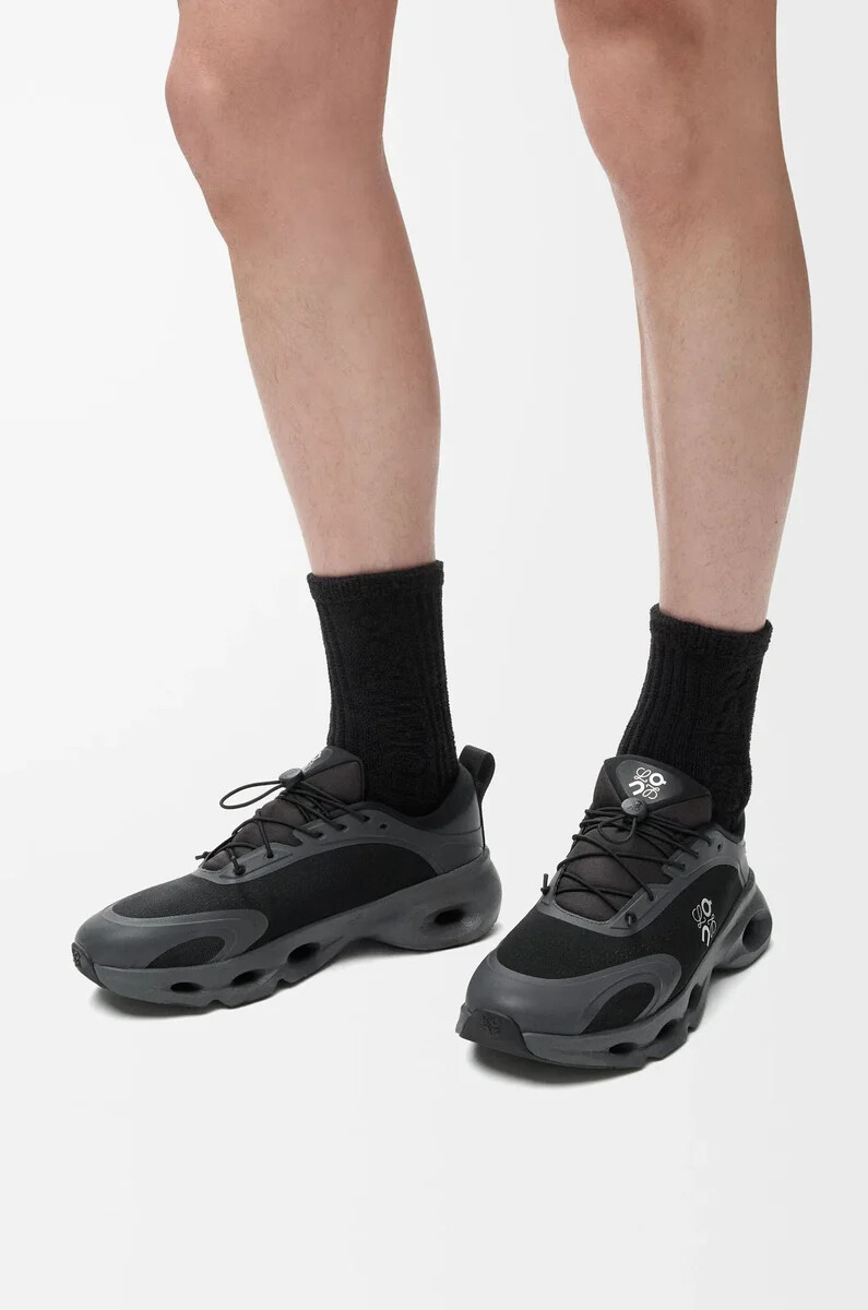 zapatillas cloudsolo negras