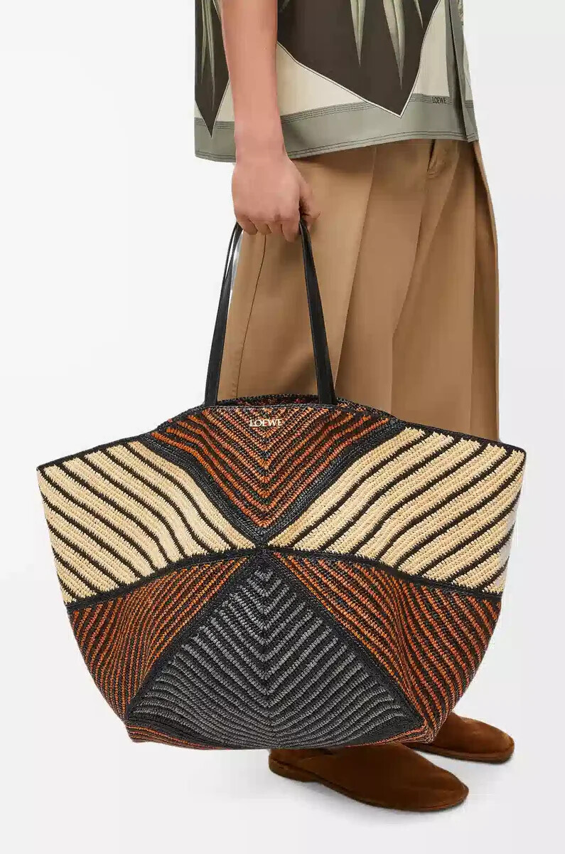 bolso de mano plegable xxl puzzle en rafia color naturaldorado miel