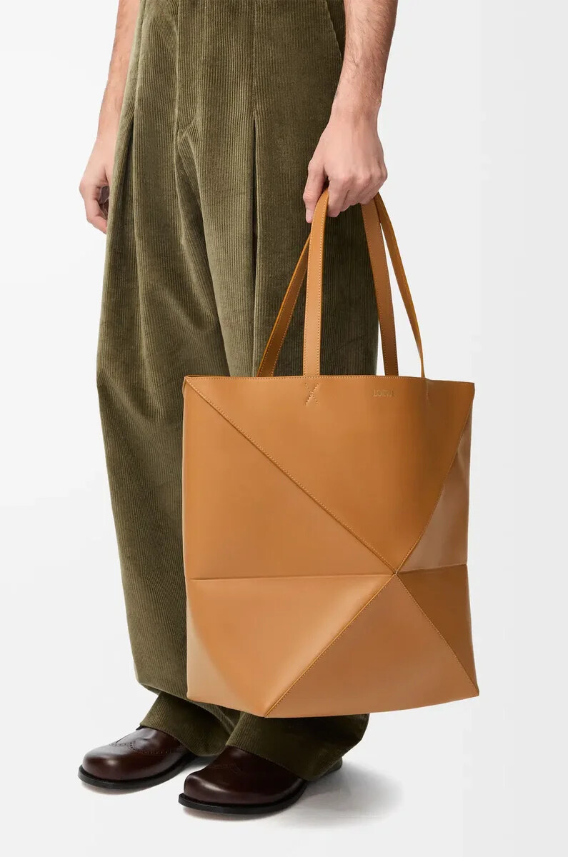 bolso tote plegable puzzle xl en piel de becerro brillante warm desert