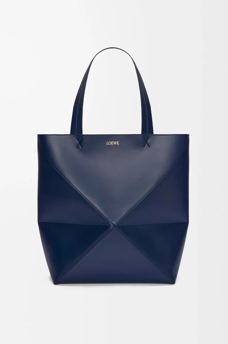 bolso tote plegable puzzle xl en piel de becerro brillante azul abismo