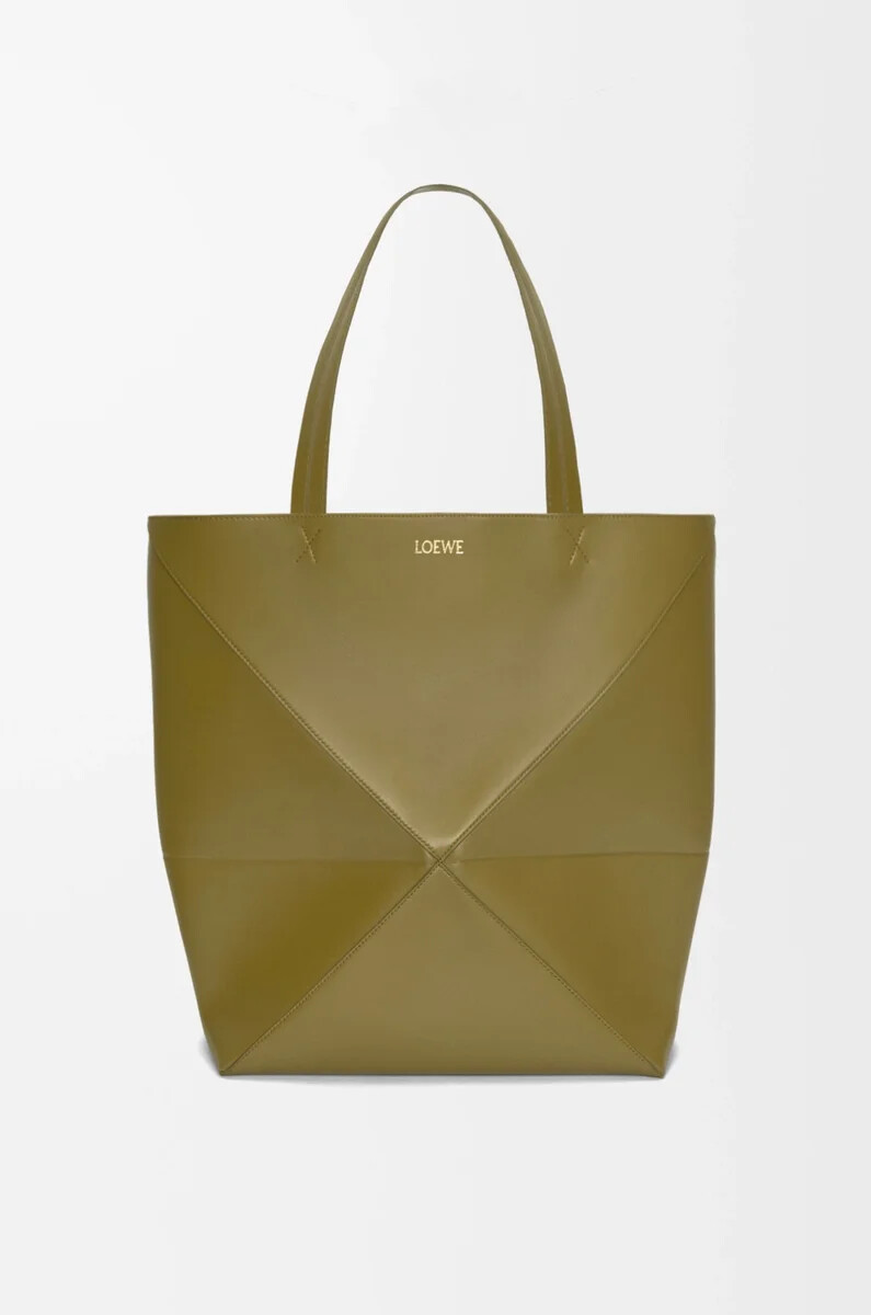 bolso tote plegable puzzle xl en piel de becerro brillante color oliva