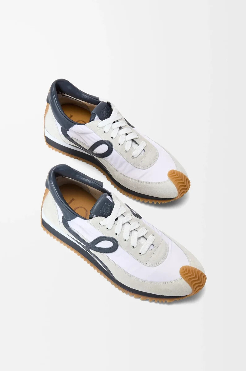 flow runner en nailon y ante azul antracitablanco