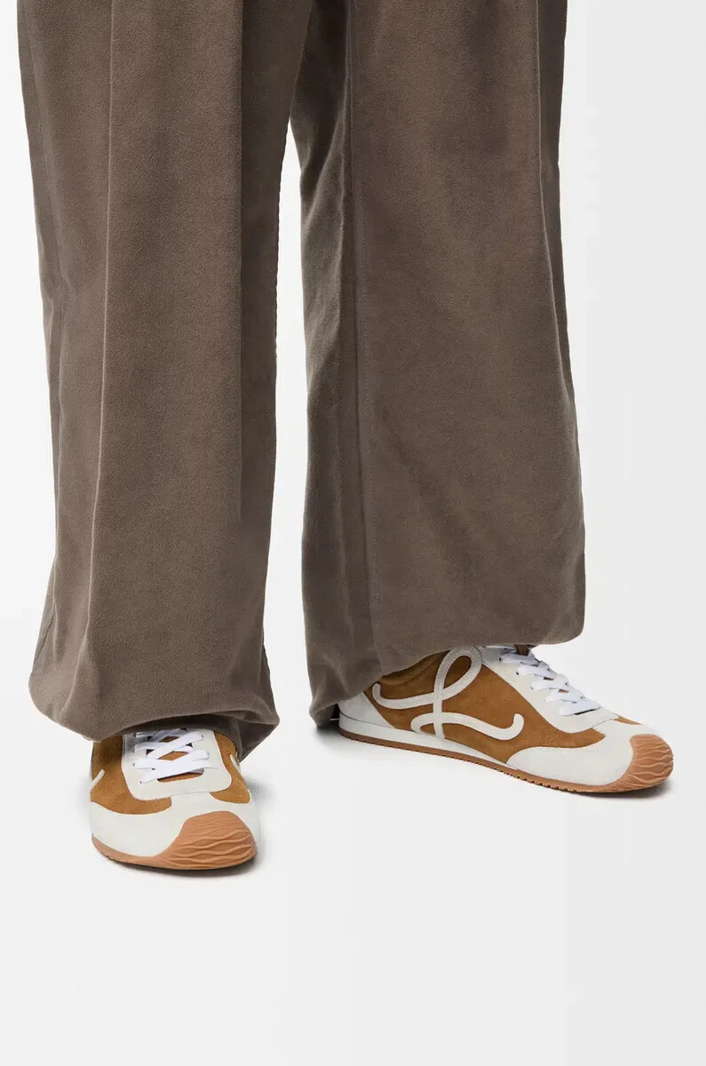 ballet runner 2.0 en ante y borrego color tostadoblanco
