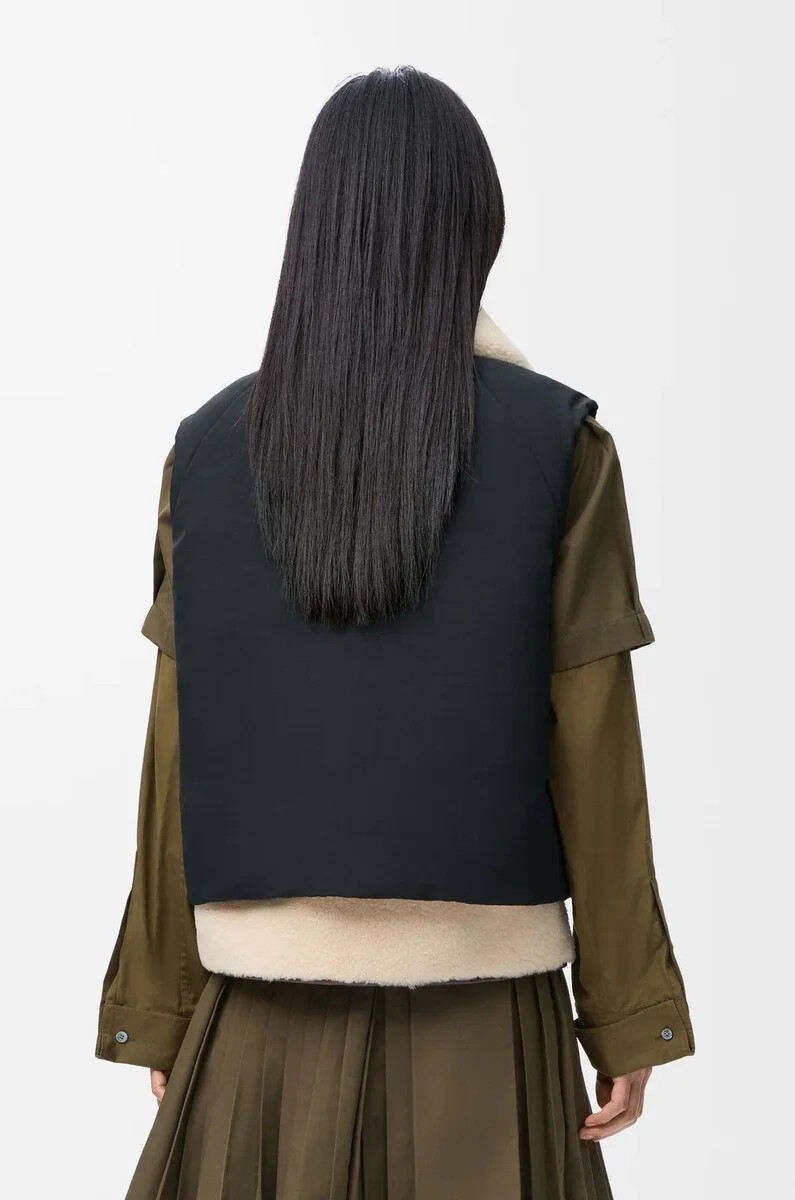 chaleco acolchado en mezcla de piel de oveja y algodón negro