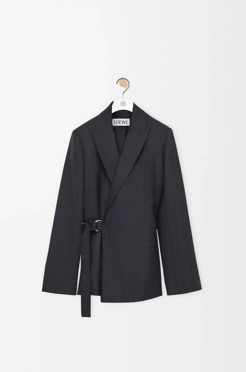 chaqueta drapeada de lana gris oscuro