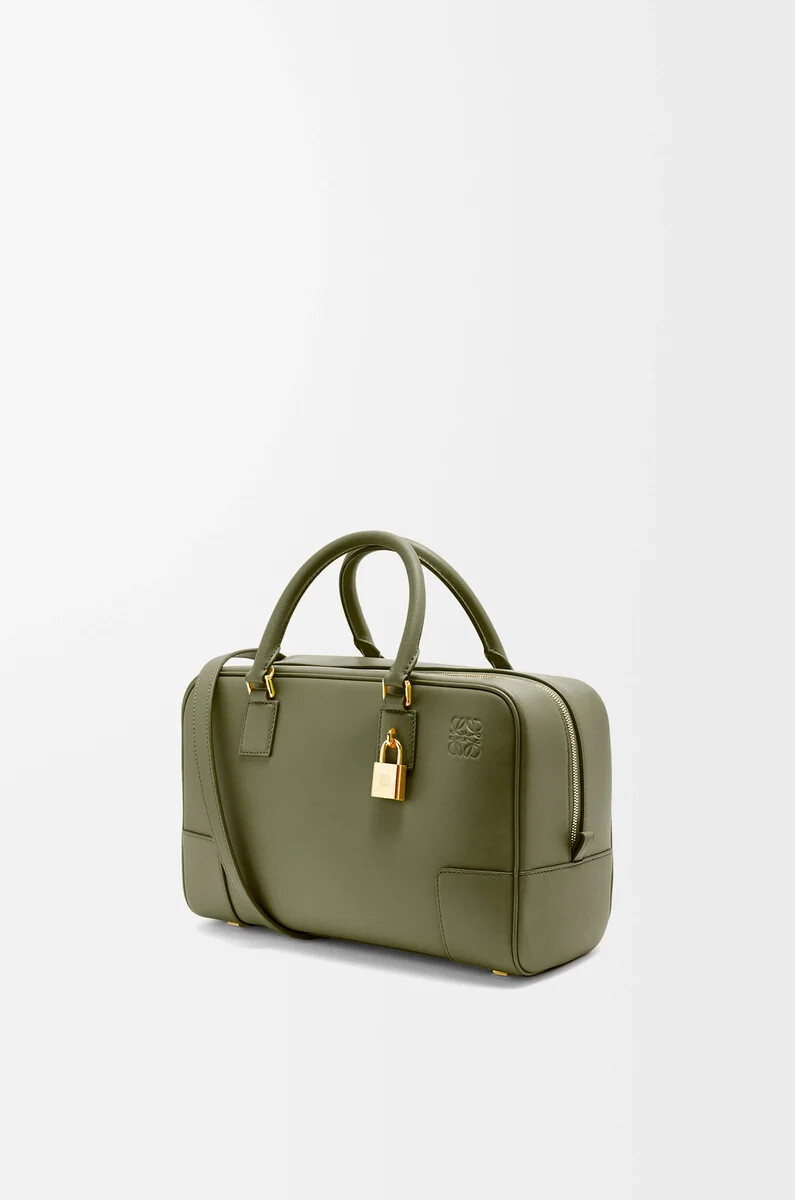 bolso amazona 28 en napa de becerro verde aguacate