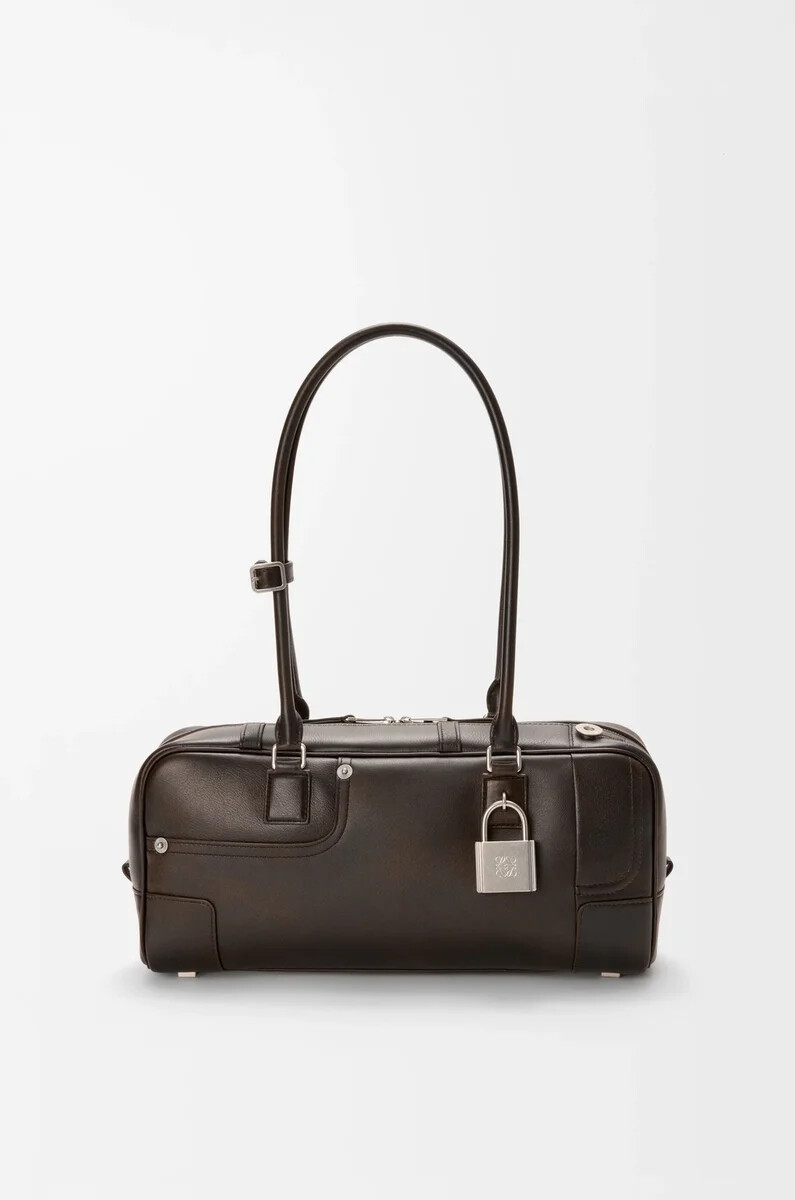 bolso cropped panta amazona 31 en piel de becerro brillante vintage brown