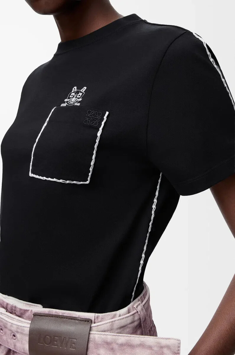 camiseta regular fit de algodón color negro