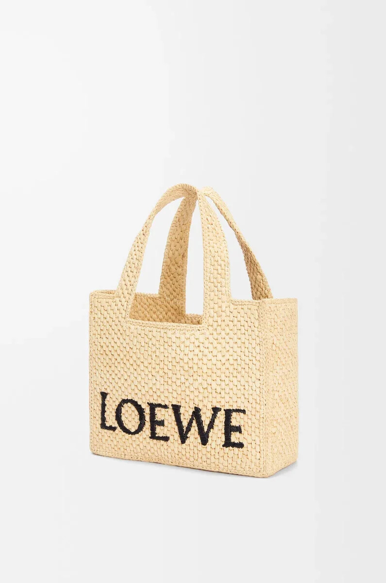 bolso tote pequeño loewe font en rafia natural