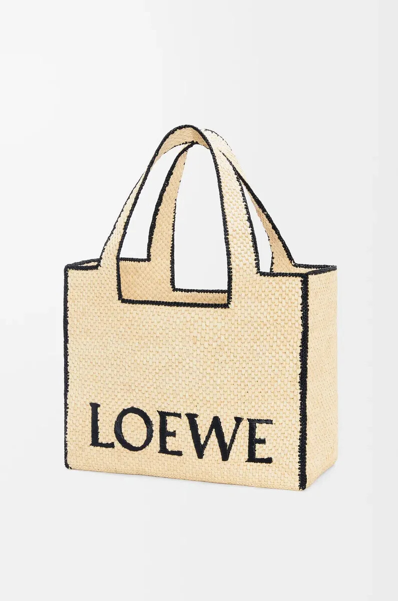 bolso tote grande loewe font en rafia natural