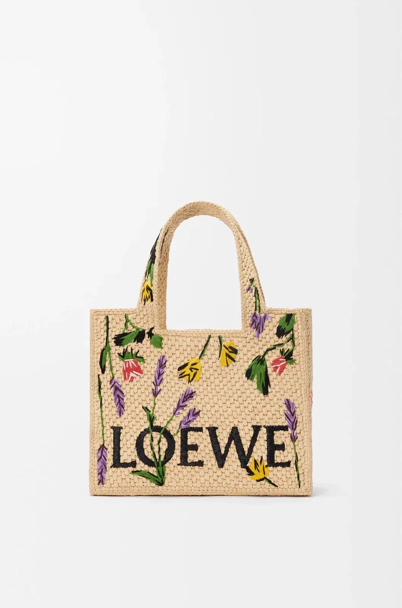 bolso tote pequeño loewe font en rafia natural