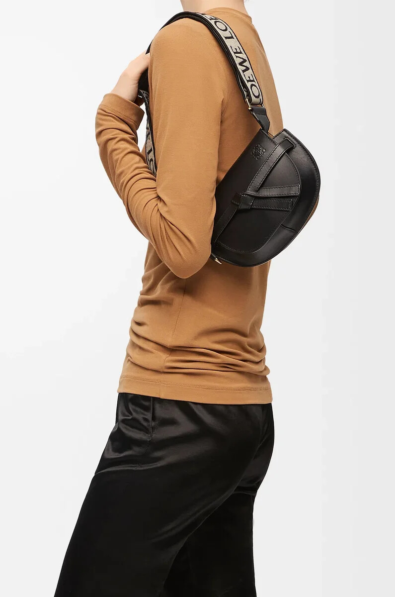 bolso mini gate dual en suave piel de becerro y jacquard negro