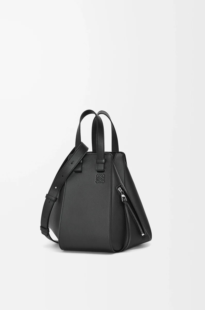 bolso hamaca pequeño en piel de becerro clásica color negro
