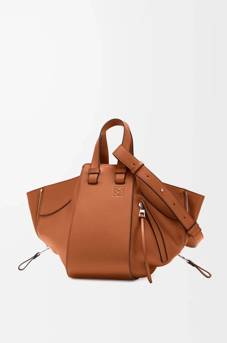 bolso hamaca pequeño en piel de becerro clásica color tostado