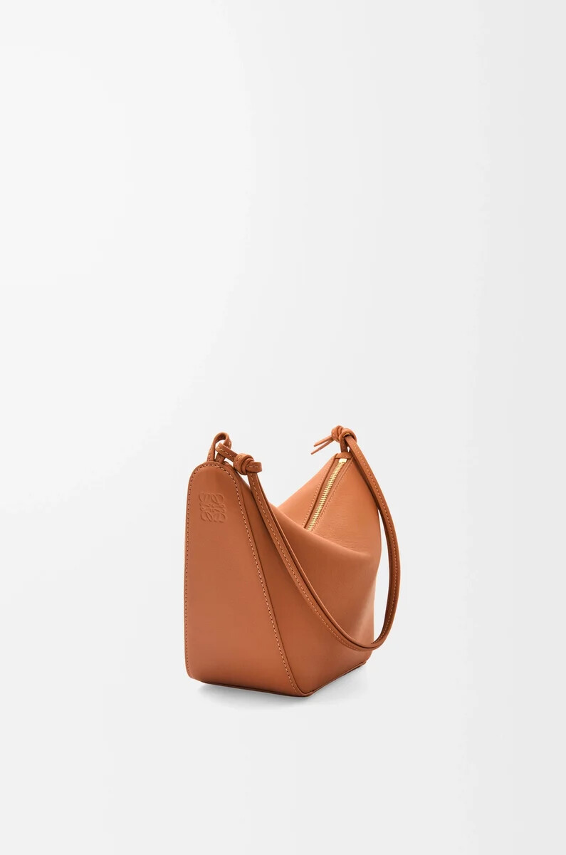 mini hamaca hobo en piel de becerro clásica color tostado
