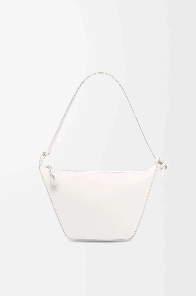 mini hamaca hobo en piel de becerro clásica blanco suave