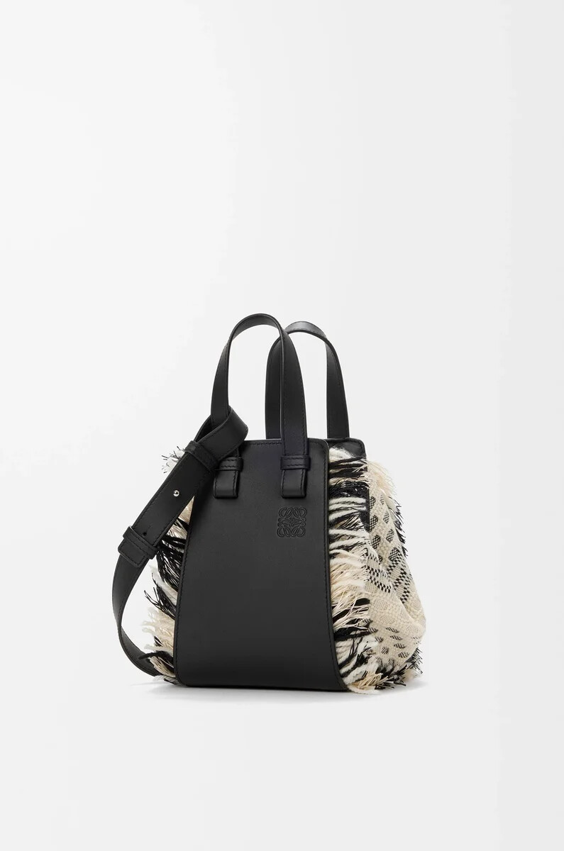 bolsa de hamaca compacta en tejido textil negroblanco