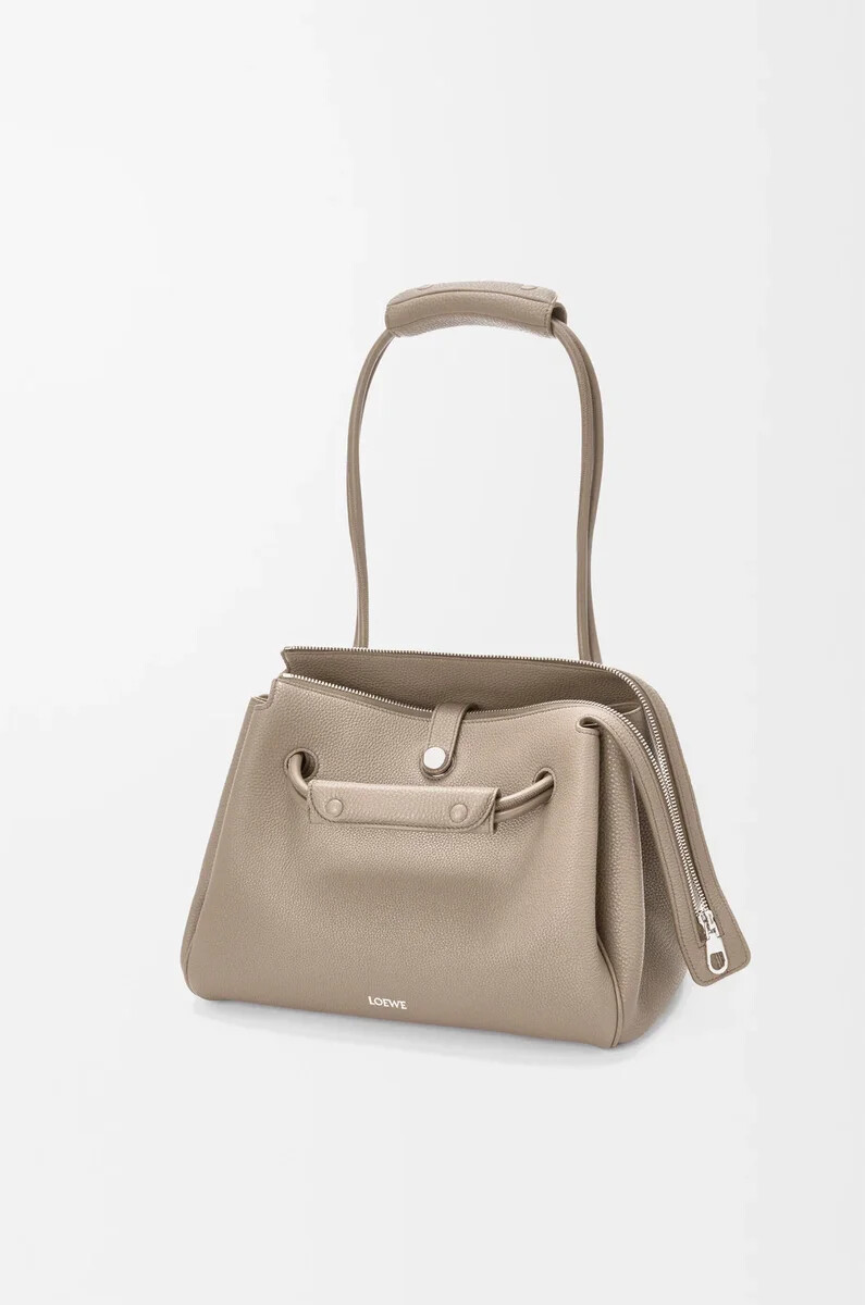 bolso mediano madrid en piel de becerro granulada flexible color arcilla