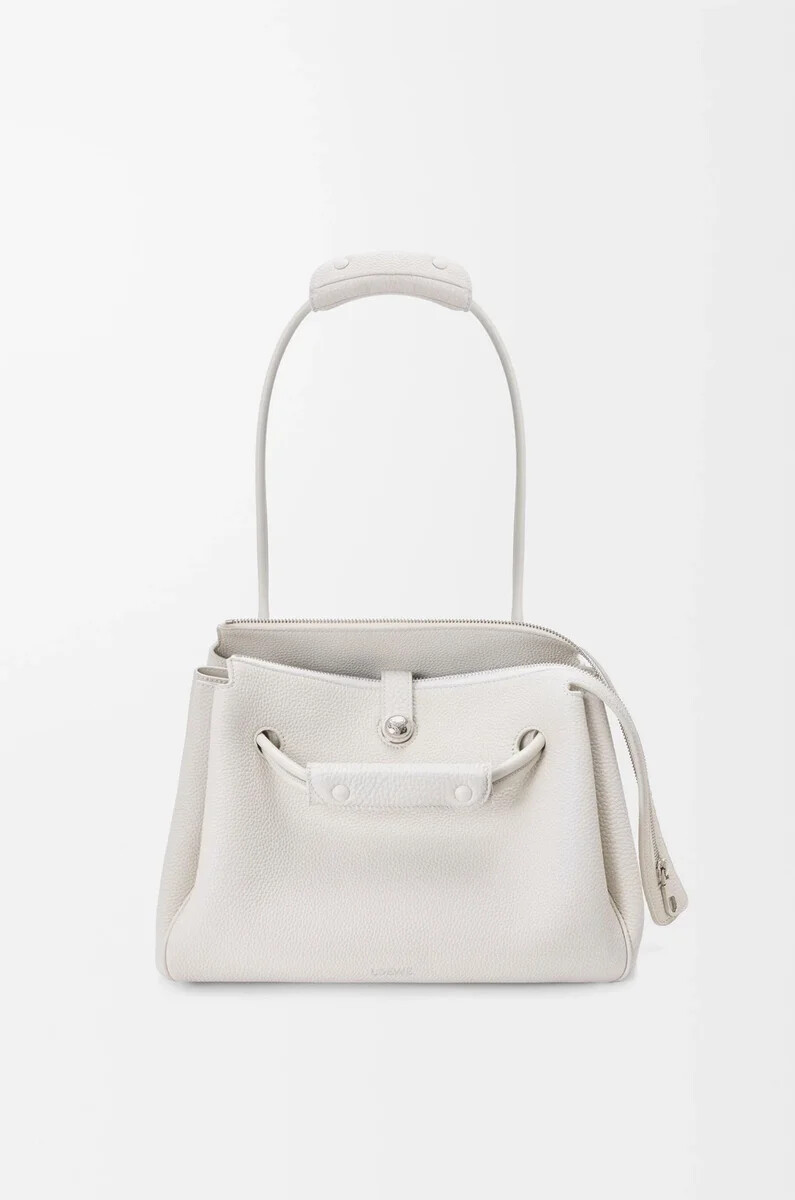 bolso mediano madrid en piel de becerro granulada flexible blanco suave