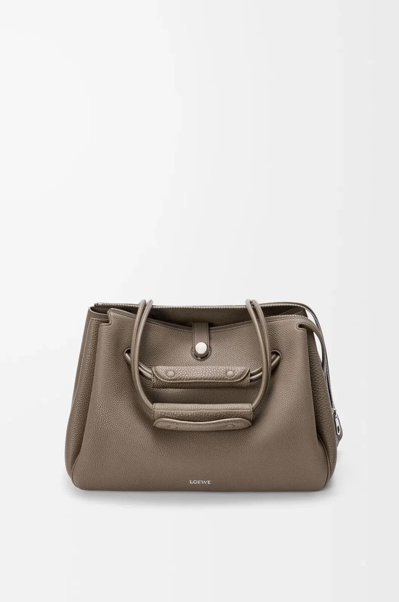 bolso grande madrid en piel de becerro granulada flexible color topo