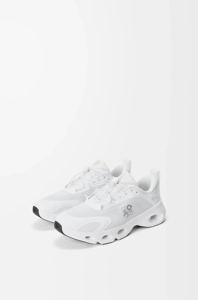 zapatillas cloudsolo blancogris claro