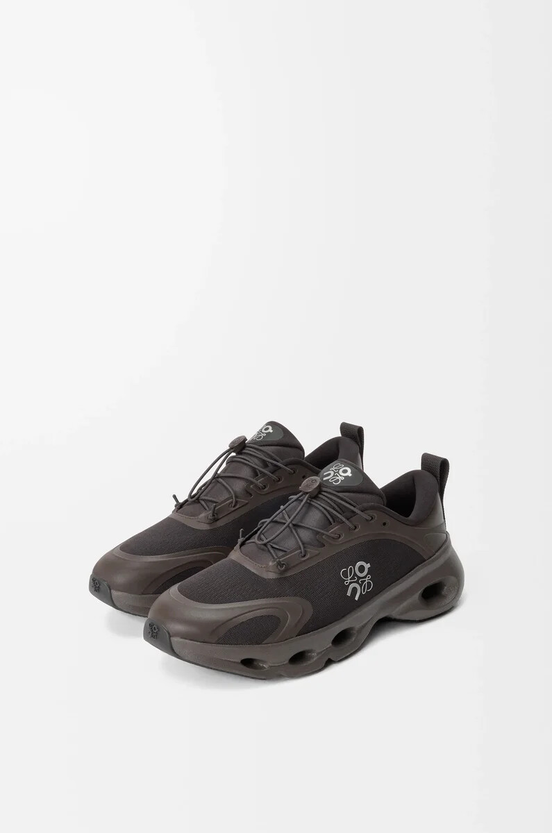 zapatillas cloudsolo marrón oscuronegro