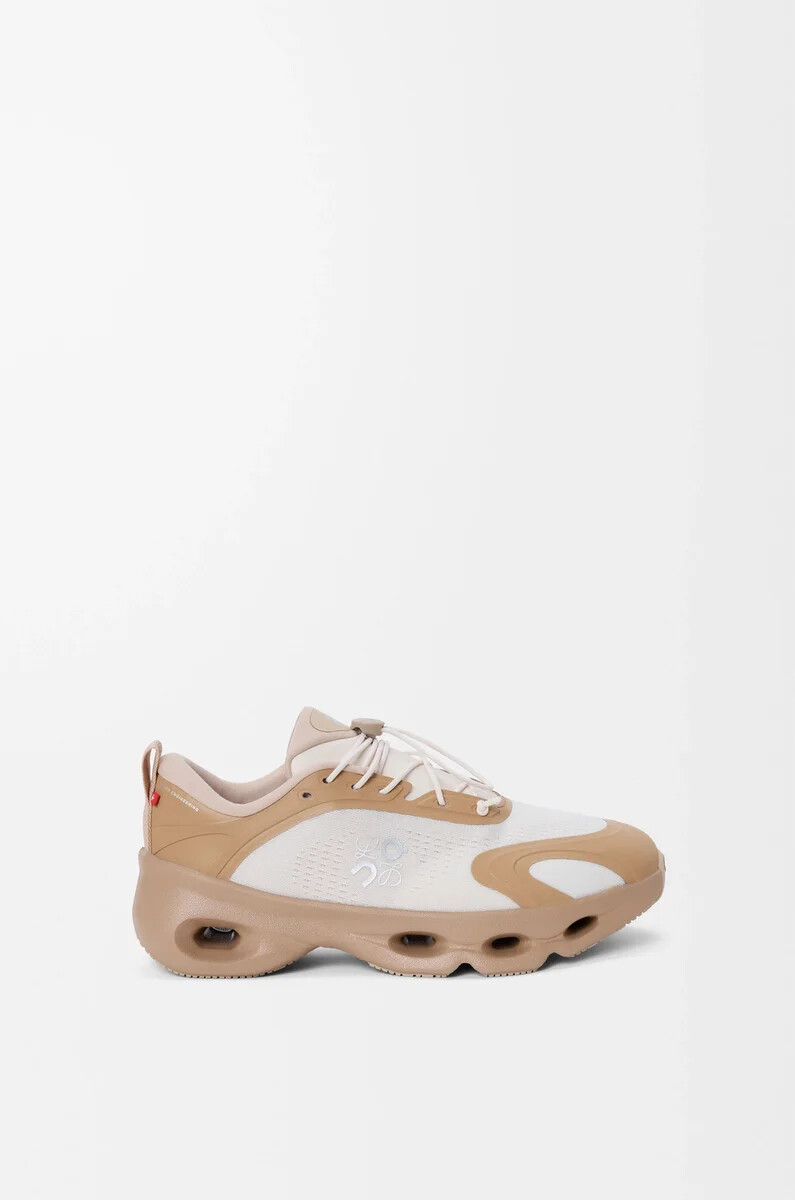 zapatillas cloudsolo arena oscuracrema