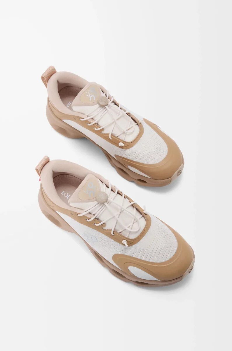 zapatillas cloudsolo arena oscuracrema