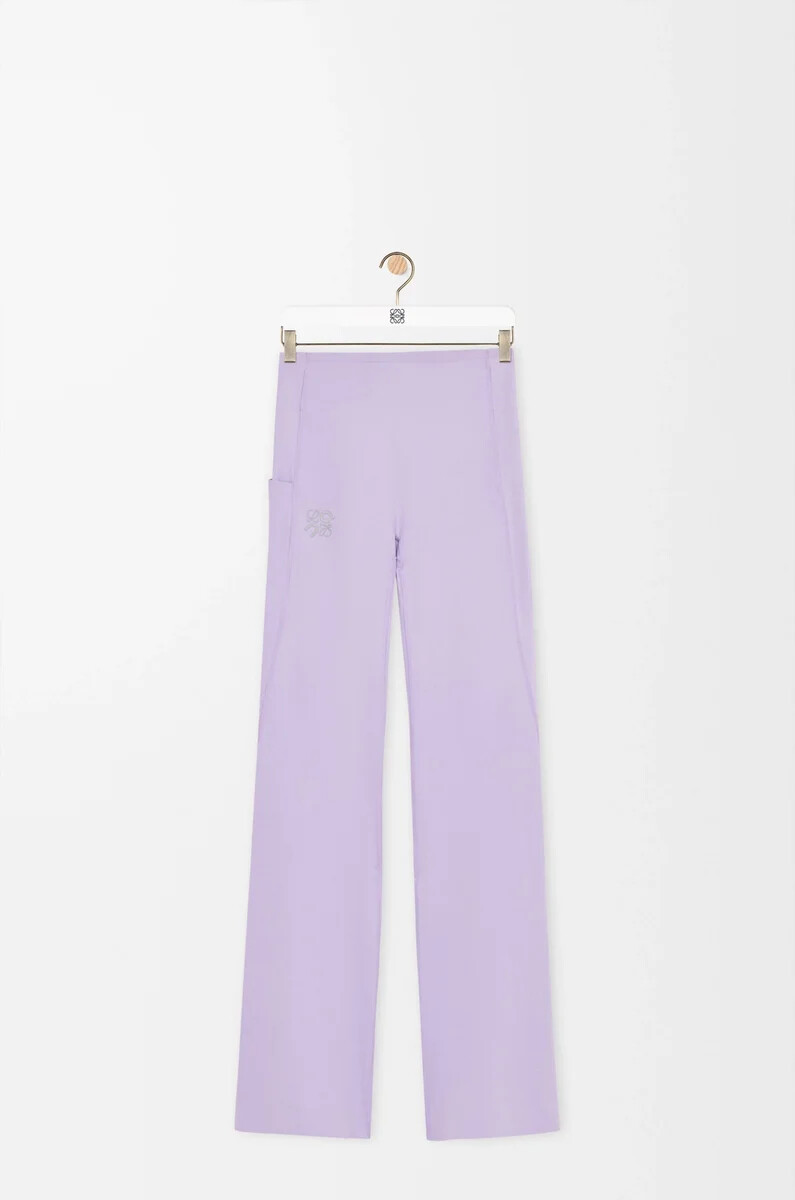 pantalón bootleg suave en jersey técnico lila