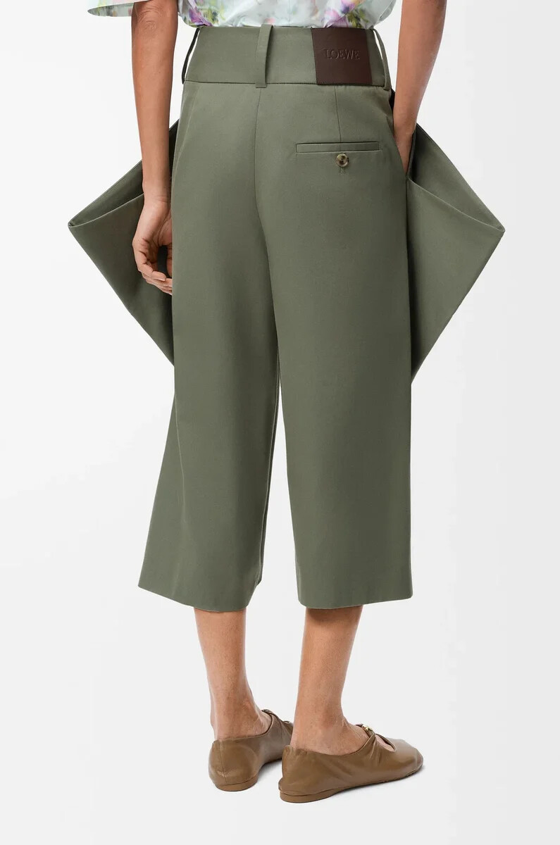 pantalón en algodón verde caqui
