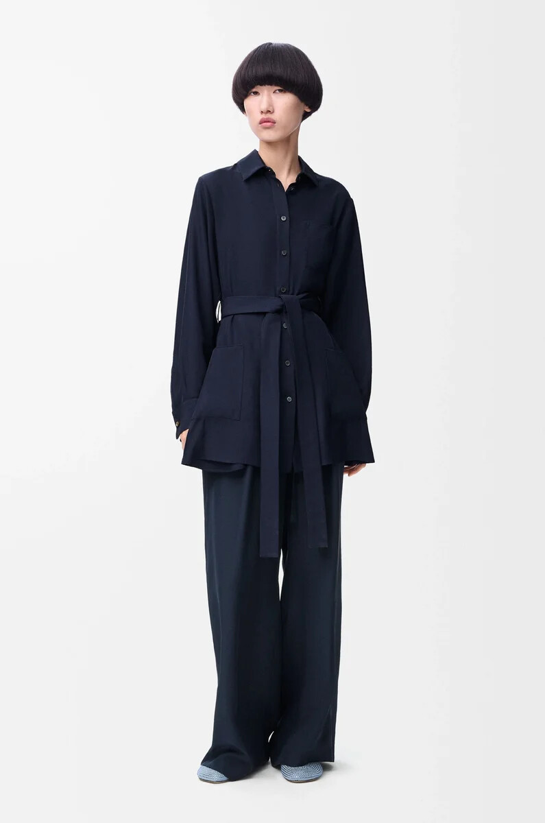 pantalón de pijama en seda azul marino