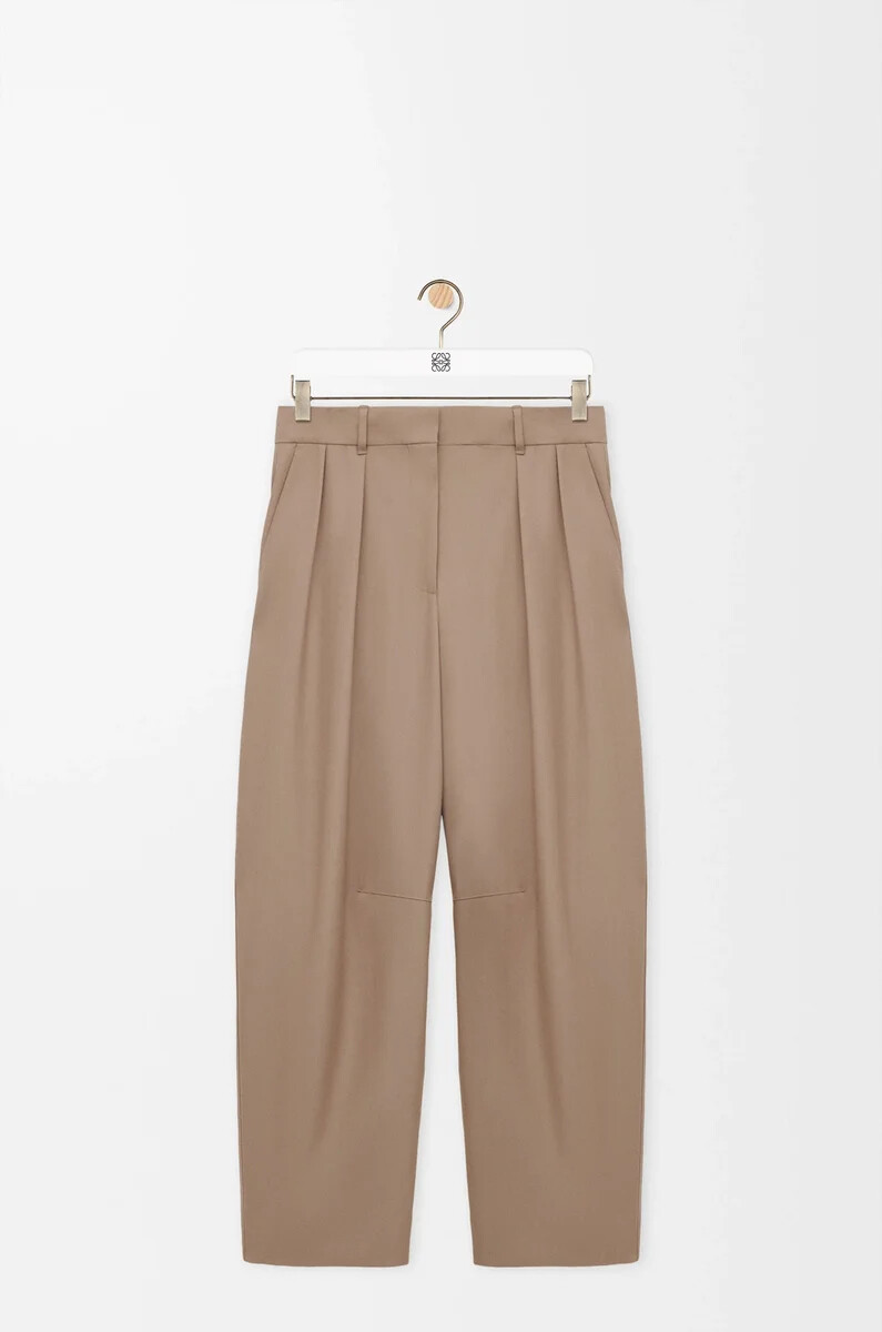 pantalón barril de lana arena