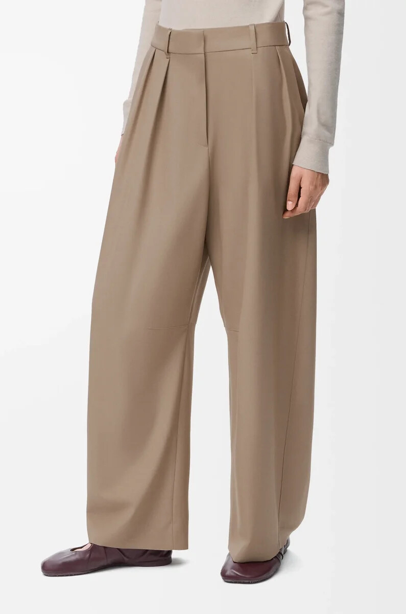 pantalón barril de lana arena