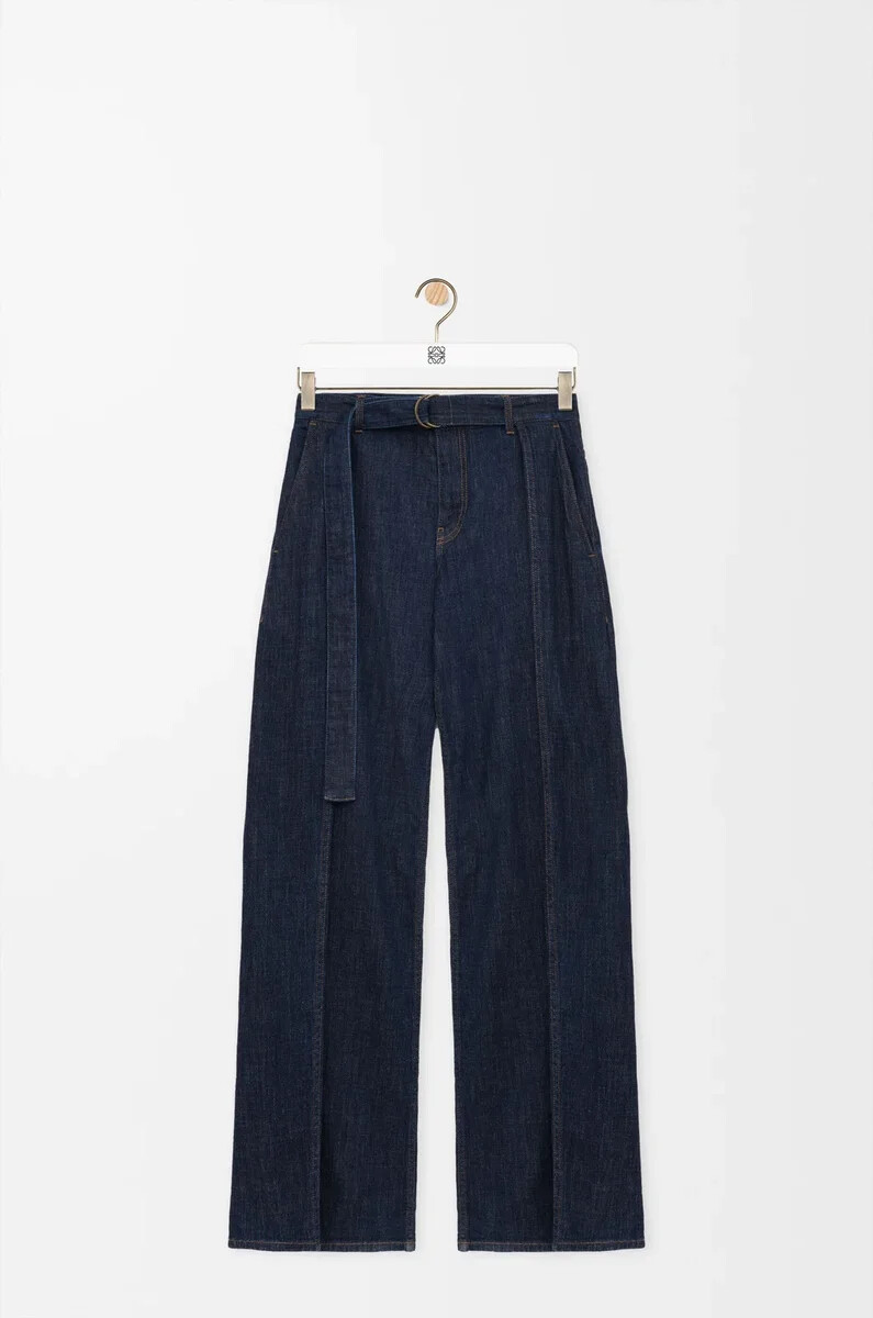 vaqueros con cinturón en denim azul índigo