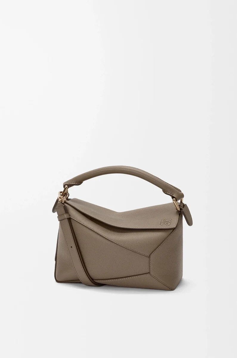 bolso pequeño puzzle edge en piel de becerro granulada suave color topo