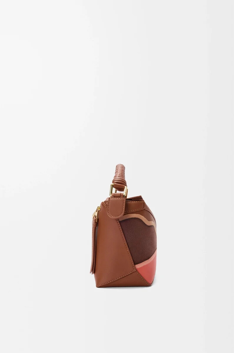 bolso pequeño puzzle edge landscape en piel de becerro napa color rosa nuezloro