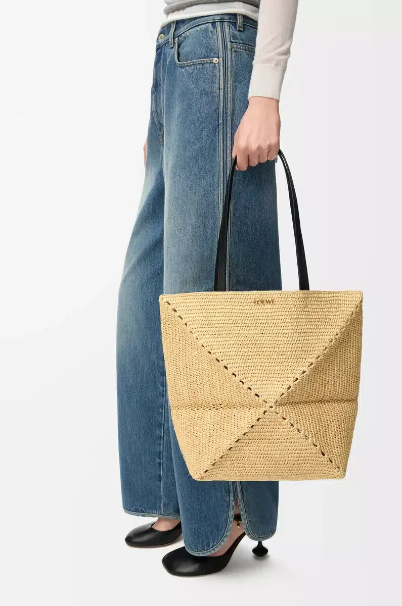 bolso tote mediano puzzle fold en rafia natural